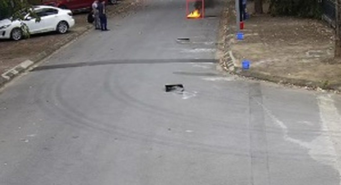 Fire and smoke detected on a street camera without a thermal sensor